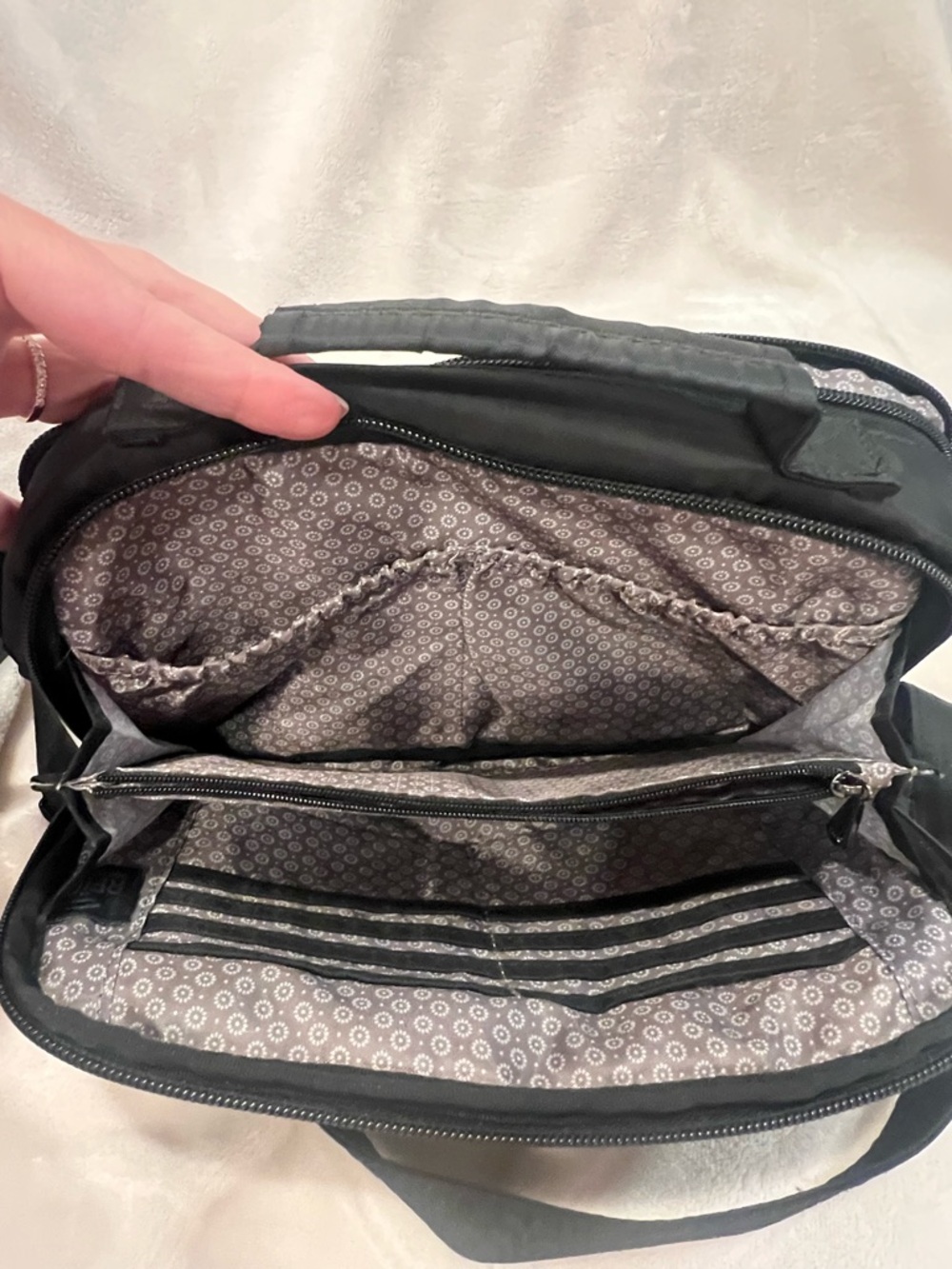 lug Black Scoop Crossbody Bag with Multiple Pockets - Picture 4 of 7